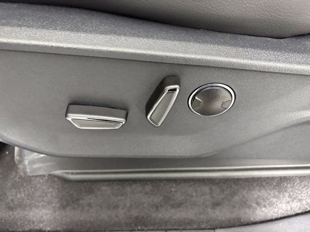 2025 Ford F-150 Lariat - Photo 19