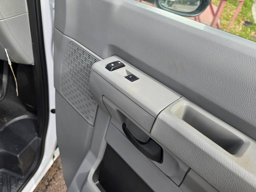 2026 Ford E-Series Cutaway Base - Photo 29