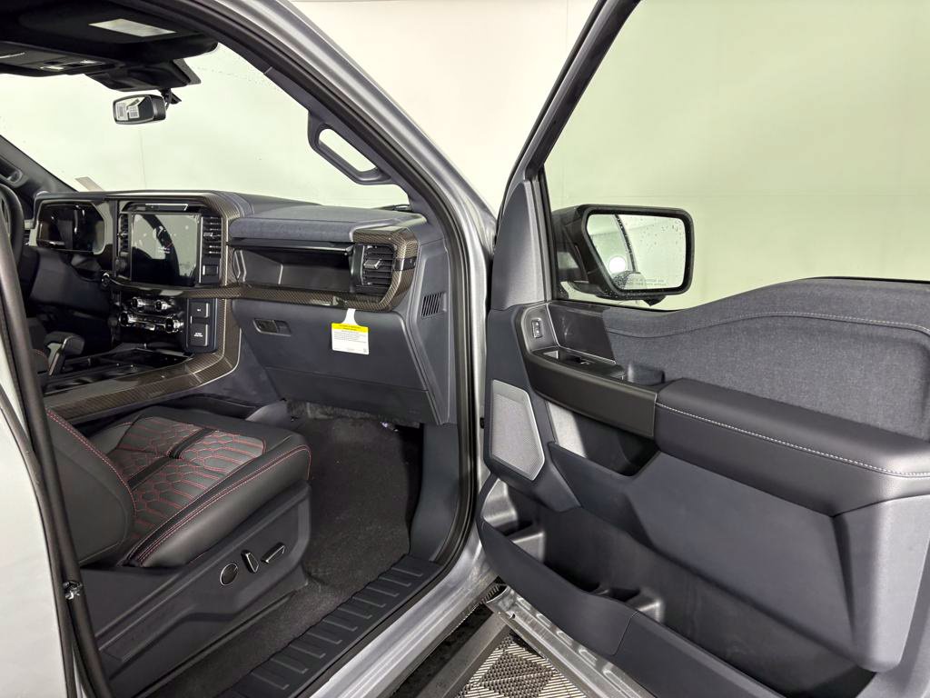 2025 Ford F-150 Lariat - Photo 41