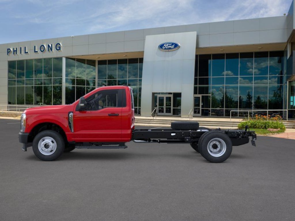 New 2026 Ford F-350SD XL Chassis