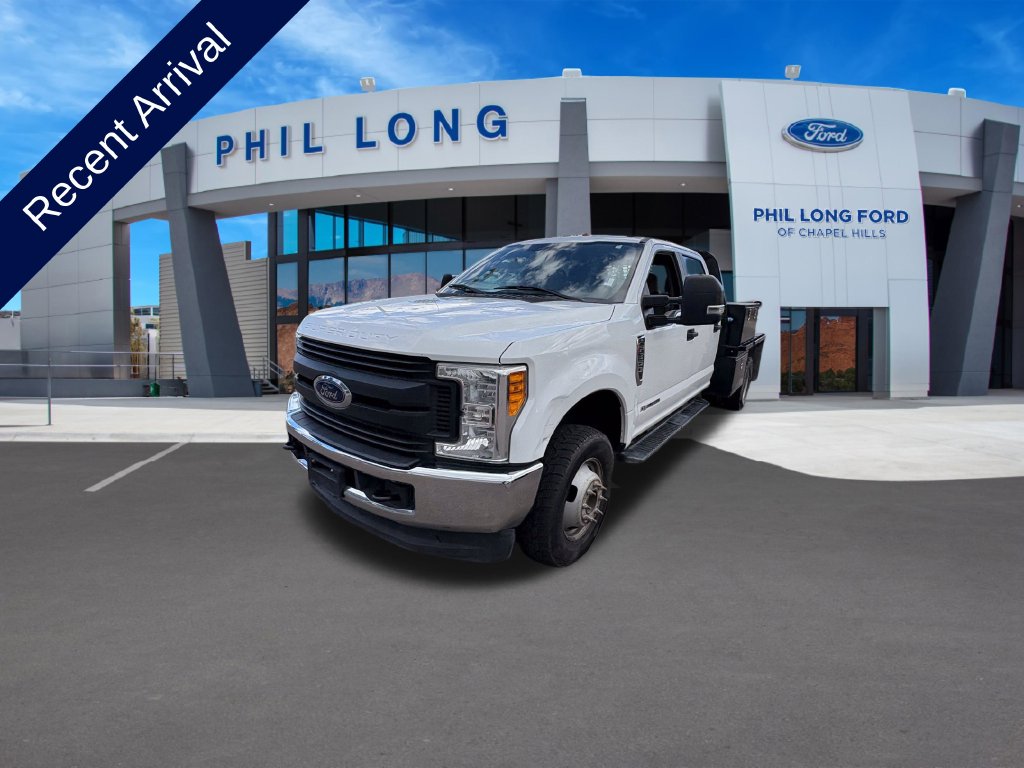  Ford F-350 Chassis