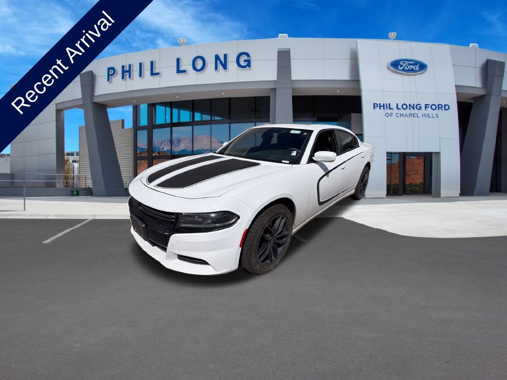 Used 2015 Dodge Charger SXT Sedan