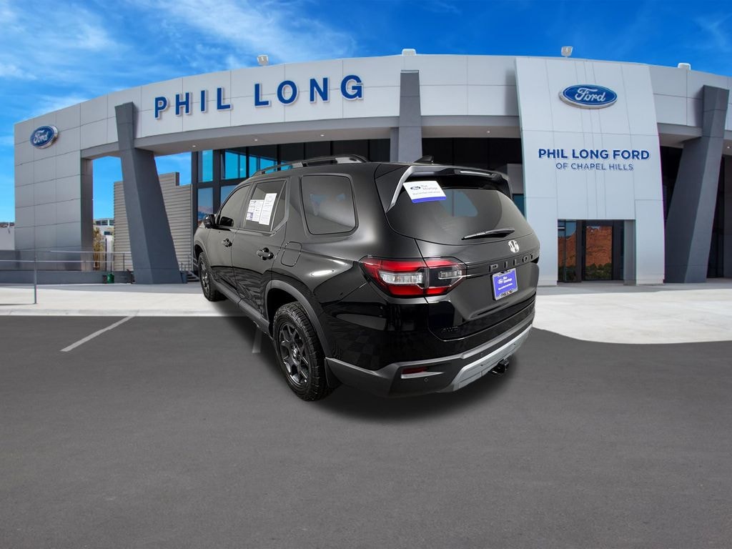 Certified 2025 Honda Pilot TrailSport SUV