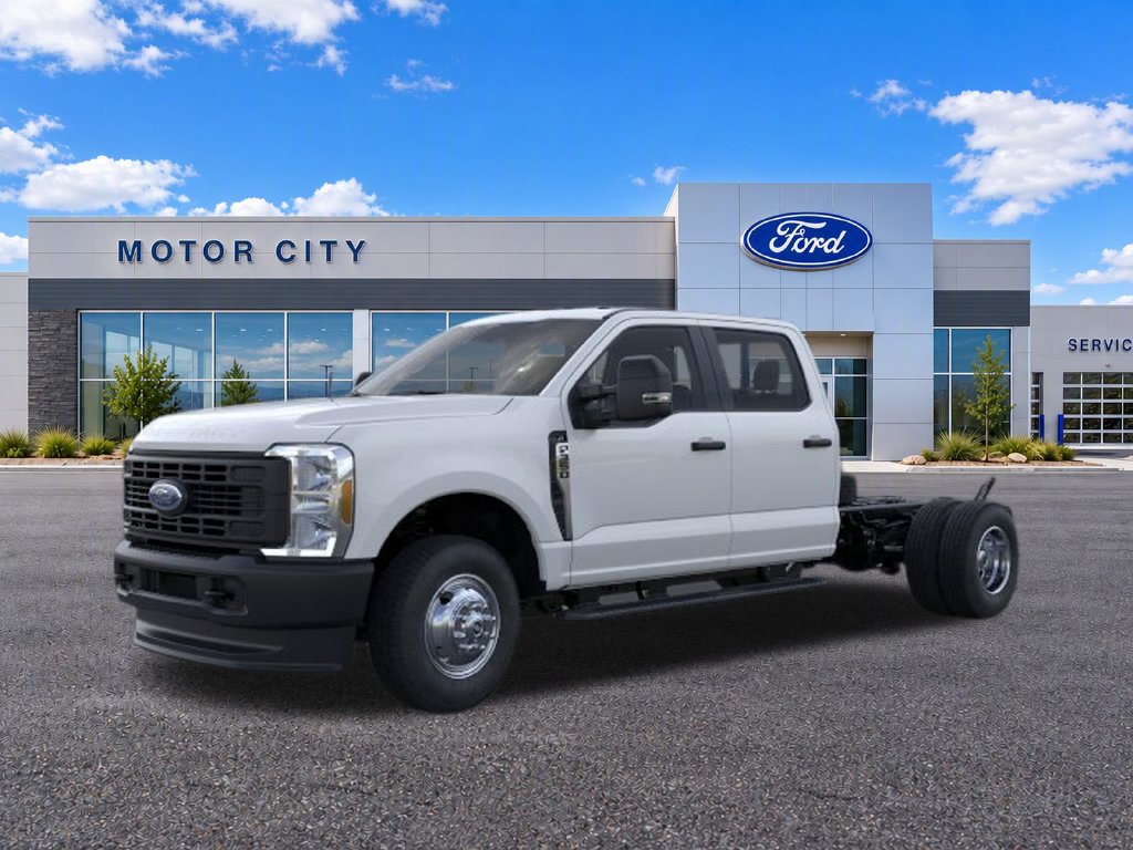 2026 Ford F-350 Super Duty Chassis Cab