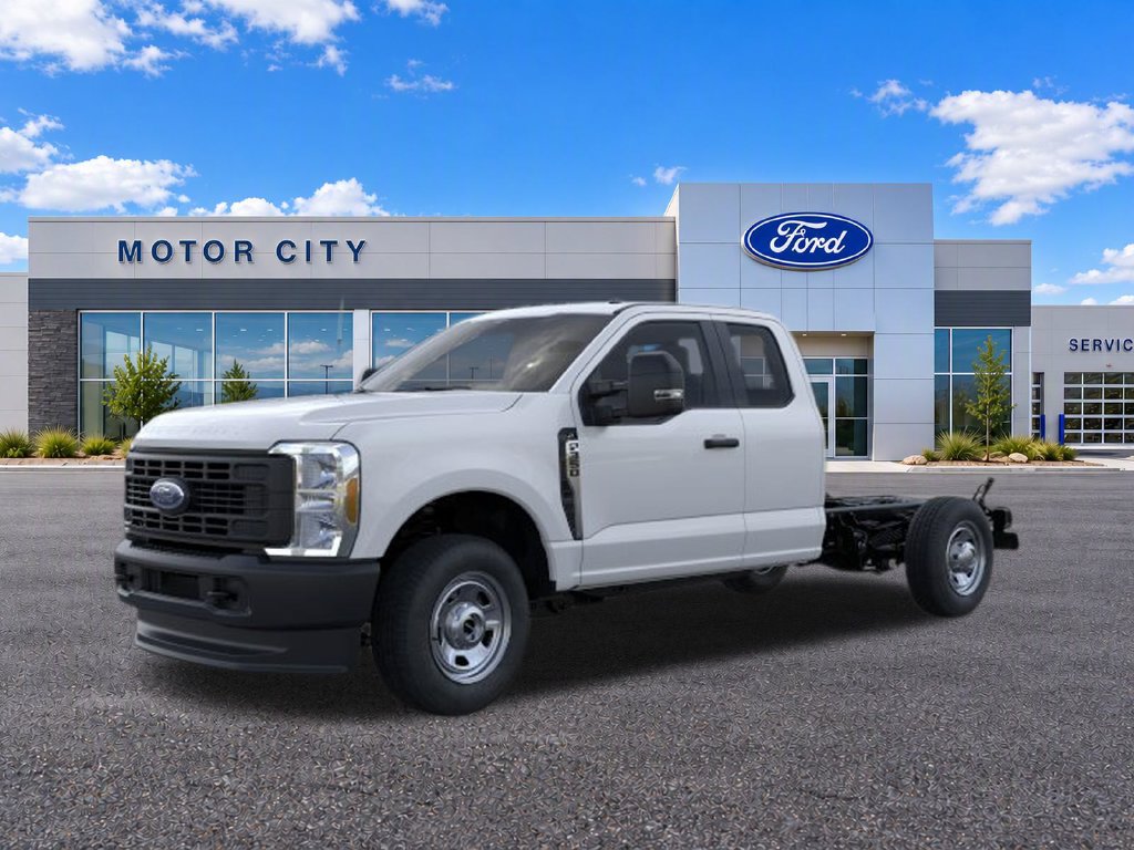 2026 Ford F-350 Super Duty Chassis Cab