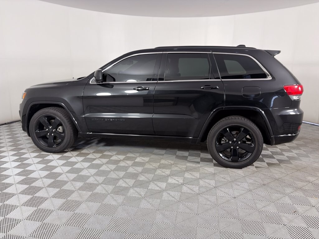 Used 2015 Jeep Grand Cherokee Altitude SUV