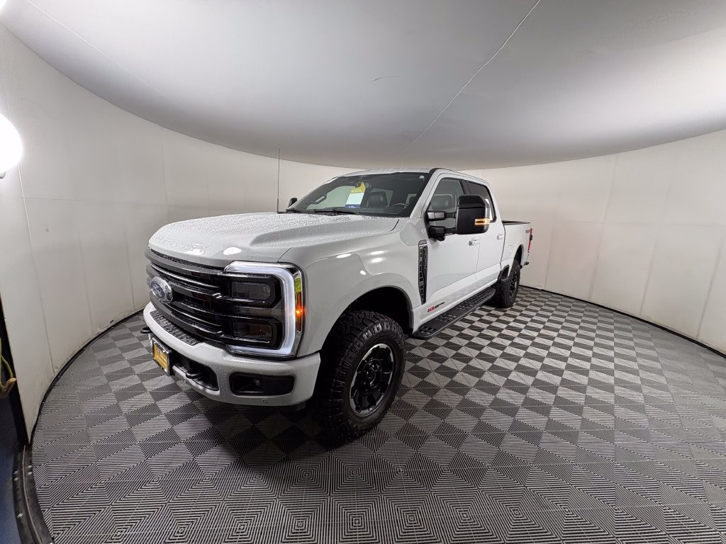 Certified 2025 Ford F-350 Platinum Truck Crew Cab