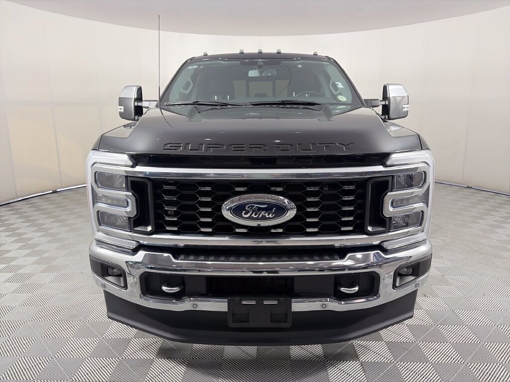 Used 2023 Ford F-350 Lariat Truck Crew Cab