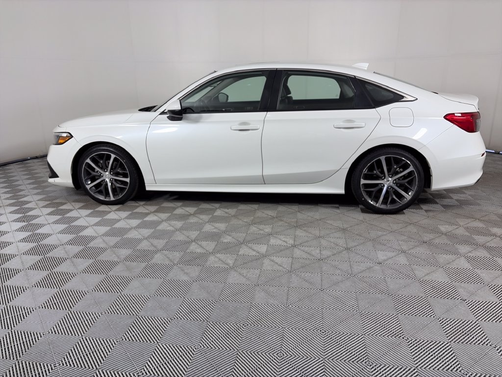 Used 2024 Honda Civic Touring Sedan