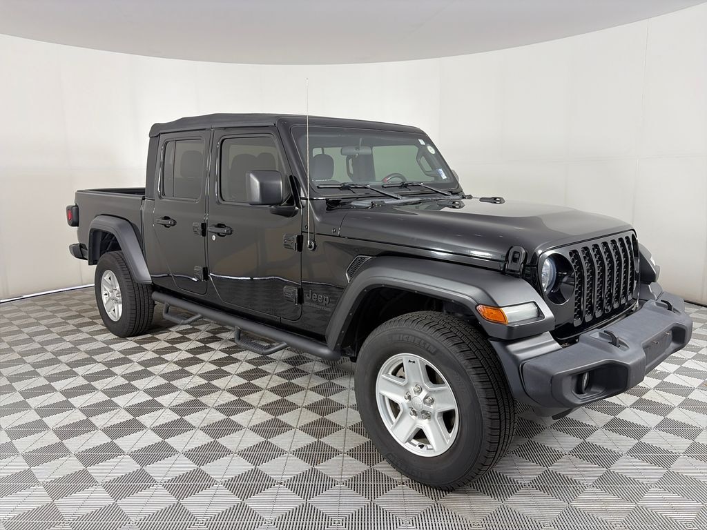 Used 2020 Jeep Gladiator Sport Truck Crew Cab