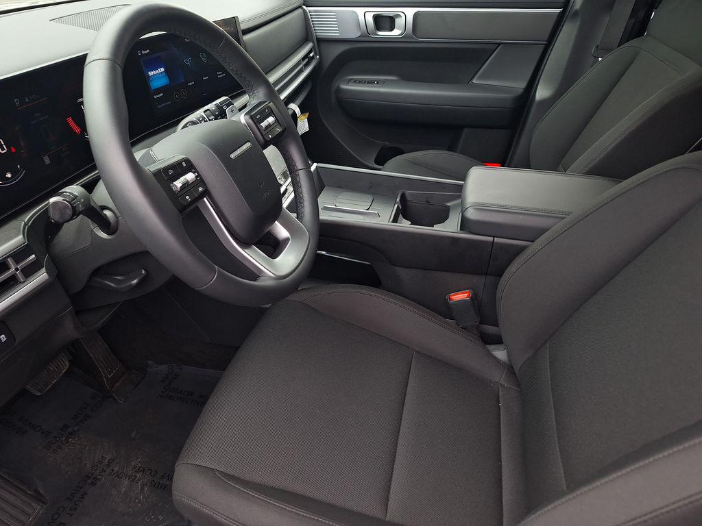 2026 Hyundai Santa Fe SE - Photo 10