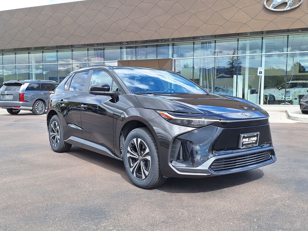 Used 2024 Toyota bZ4X XLE SUV