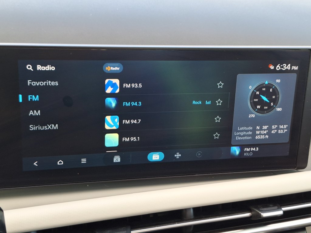 2025 Hyundai Tucson SE - Photo 18