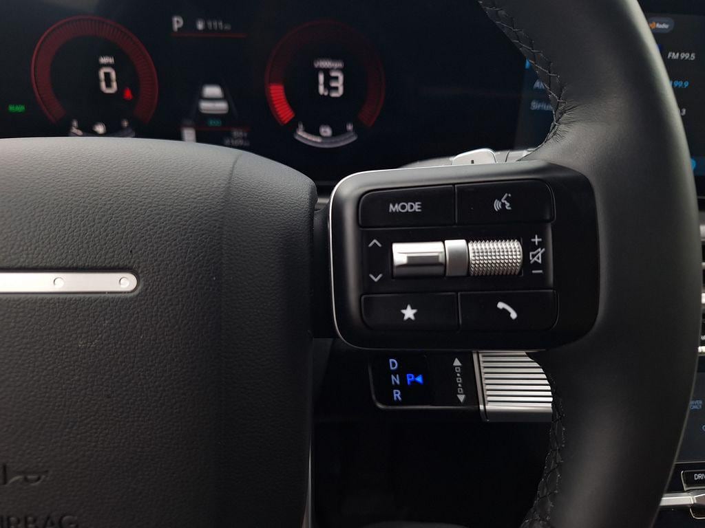 2026 Hyundai Santa Fe SE - Photo 18
