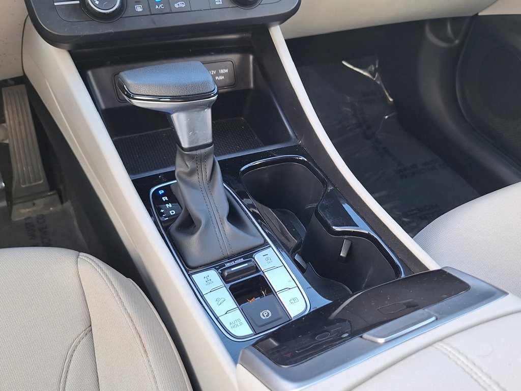 2025 Hyundai Tucson SE - Photo 23