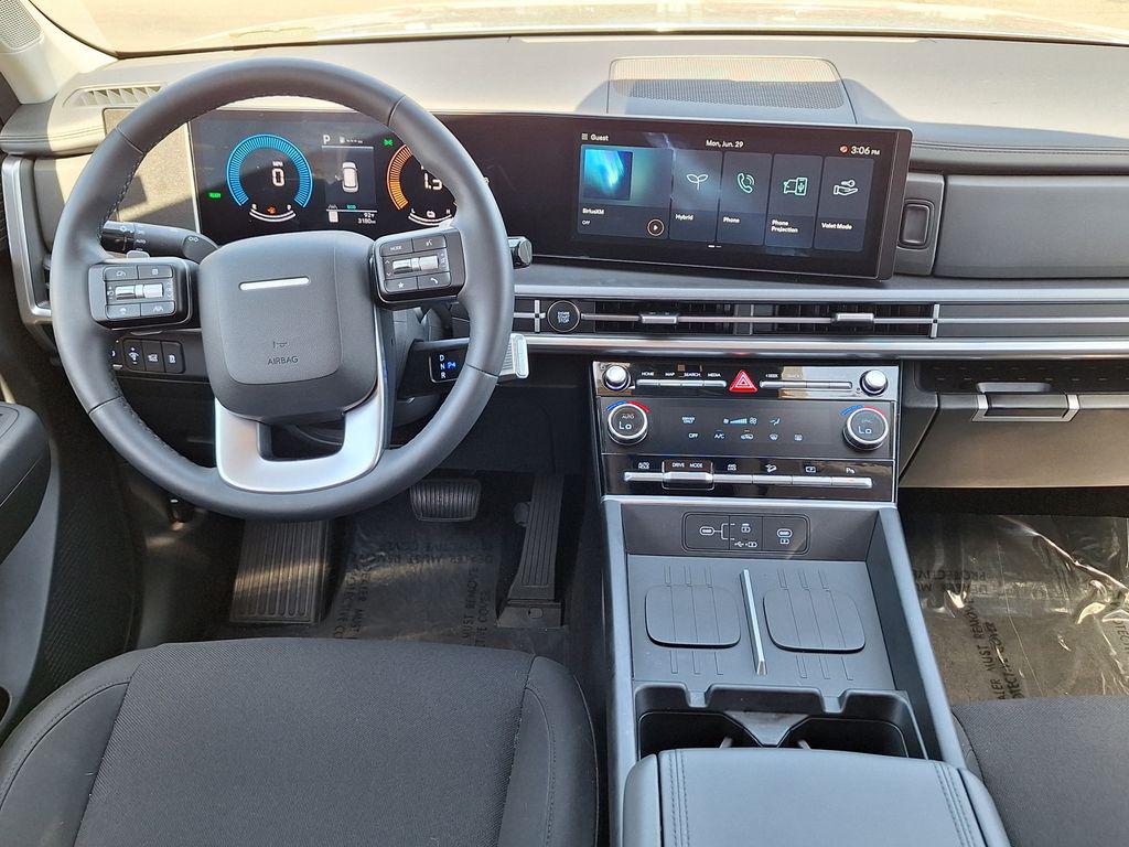 2026 Hyundai Santa Fe SE - Photo 12