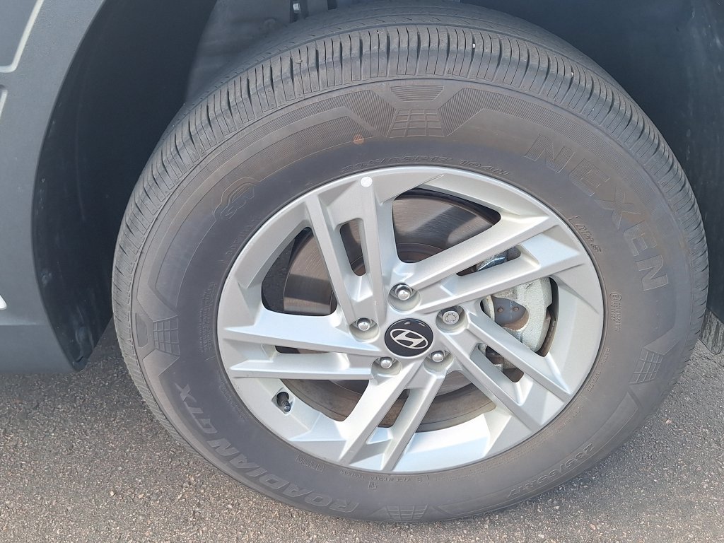 2025 Hyundai Tucson SE - Photo 29