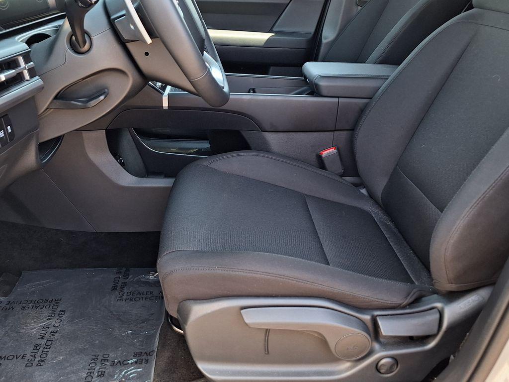 2026 Hyundai Santa Fe SE - Photo 8
