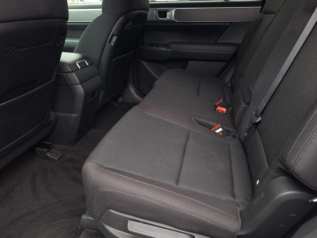 2026 Hyundai Santa Fe SE - Photo 12
