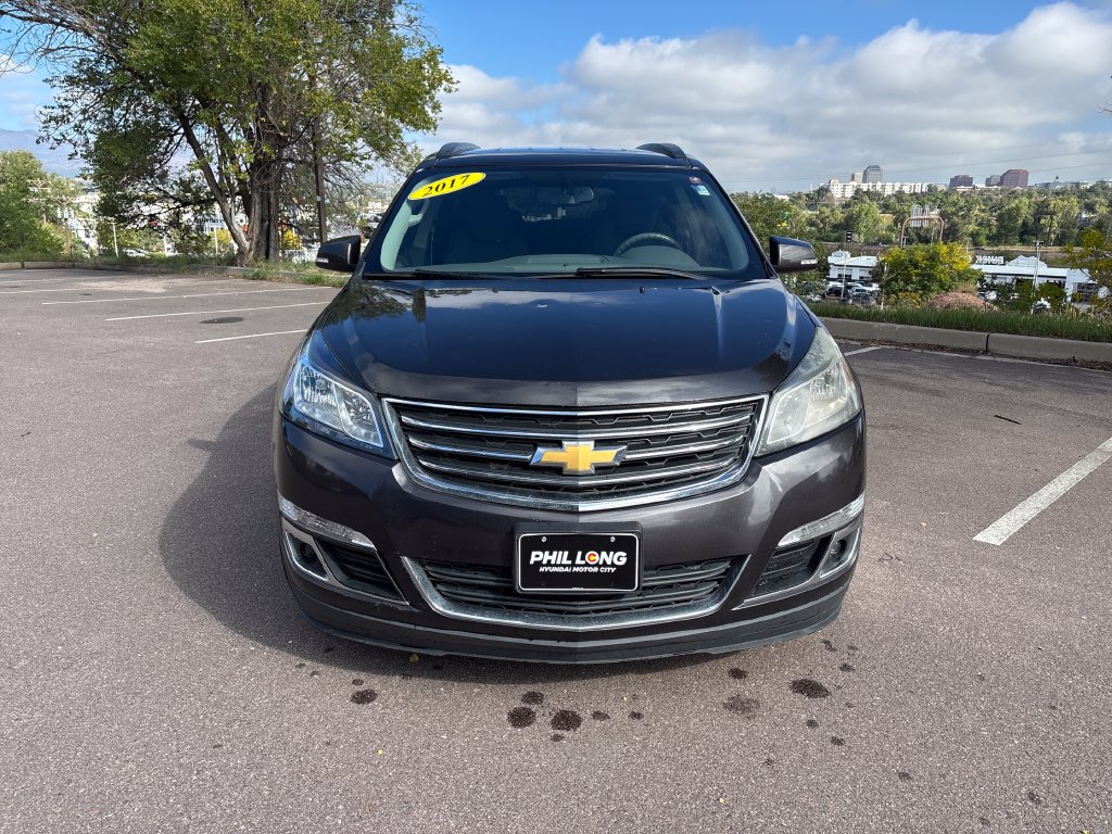 Used 2017 Chevrolet Traverse 1LT with VIN 1GNKRGKD4HJ173699 for sale in Colorado Springs, CO
