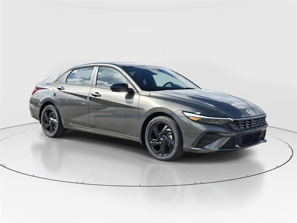 New 2026 Hyundai Elantra SEL Sport Plus Sedan