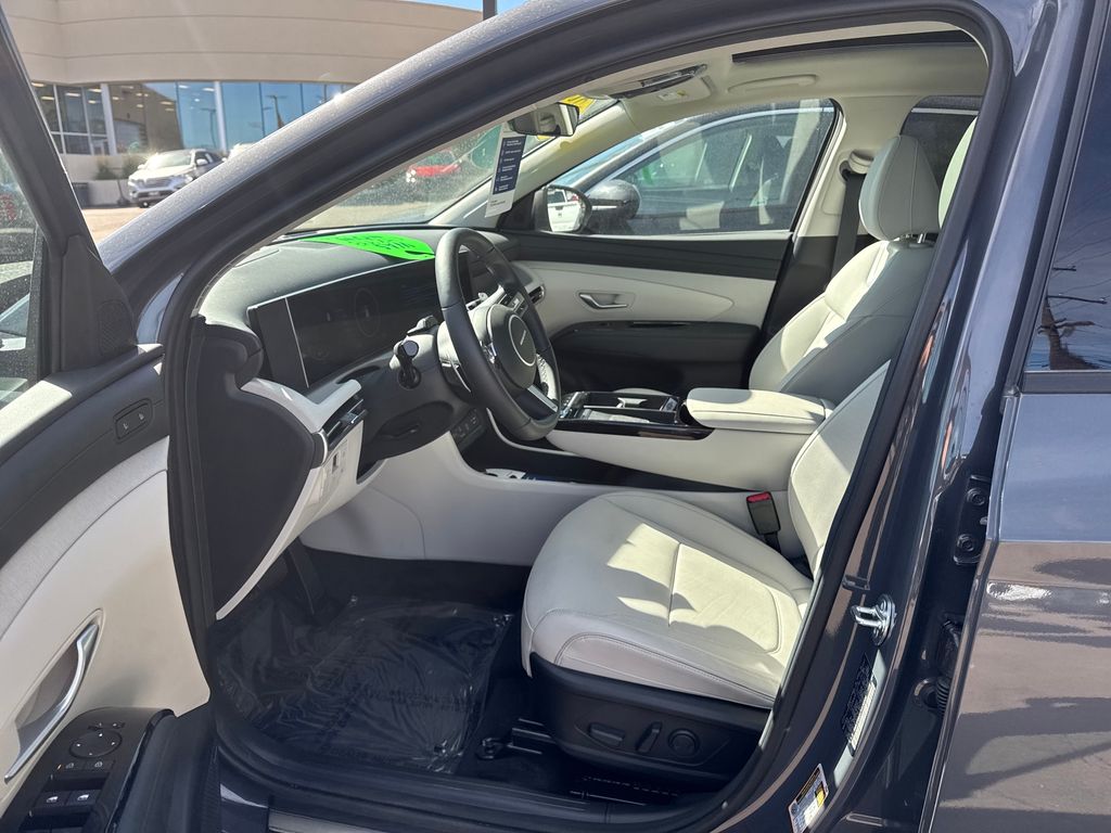 2026 Hyundai Tucson Limited - Photo 14