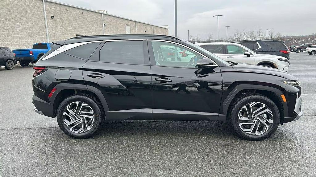 New 2026 Hyundai Tucson Plug-In Hybrid Limited SUV
