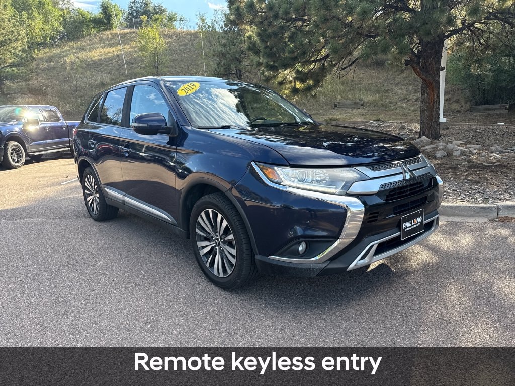 Used 2019 Mitsubishi Outlander CUV