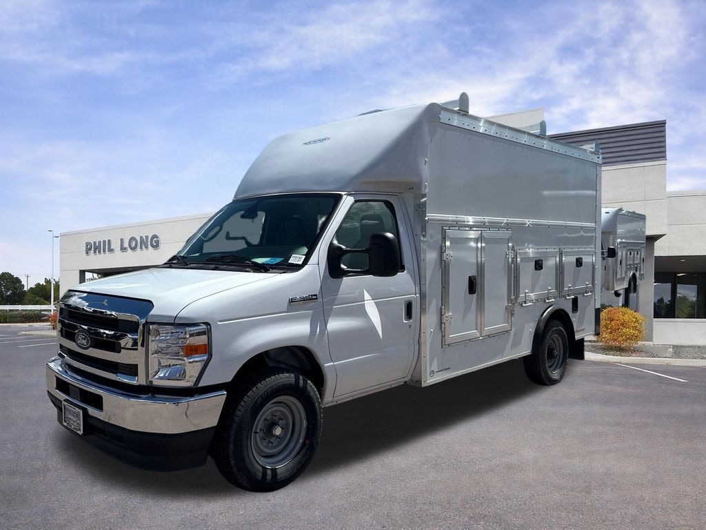 New 2026 Ford E-350 Cutaway Base Cutaway Cab/Chassis