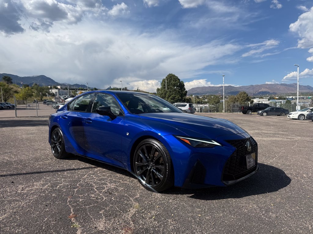 2025 Lexus IS
