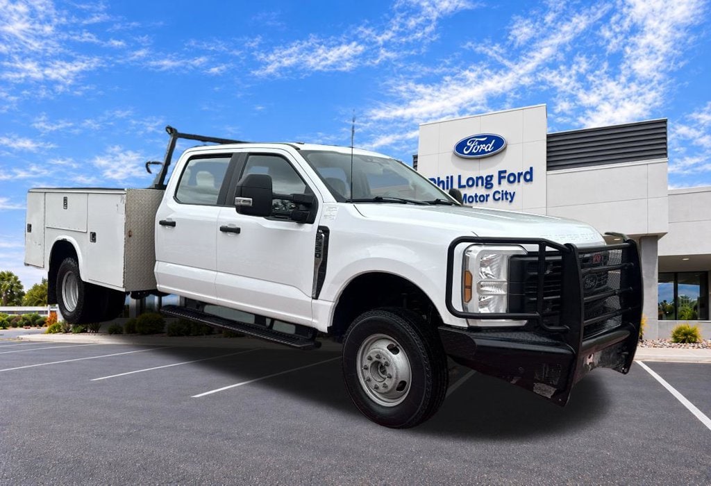 2024 Ford F-350 Super Duty Chassis Cab XL