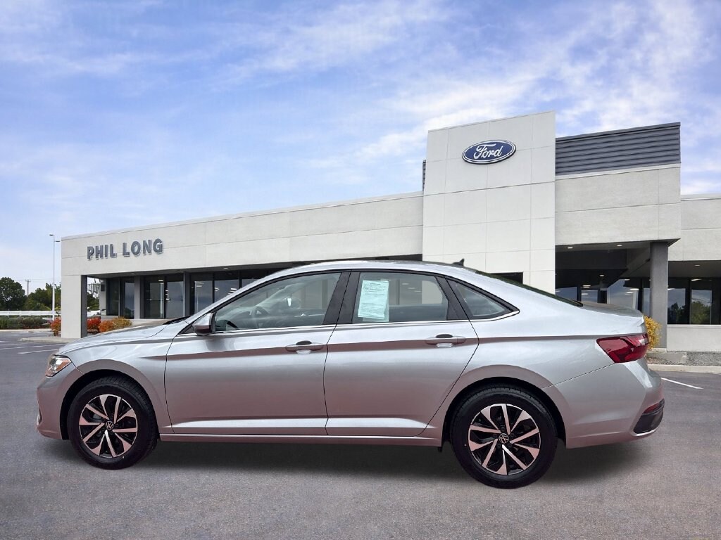 Certified 2023 Volkswagen Jetta 1.5T S Sedan