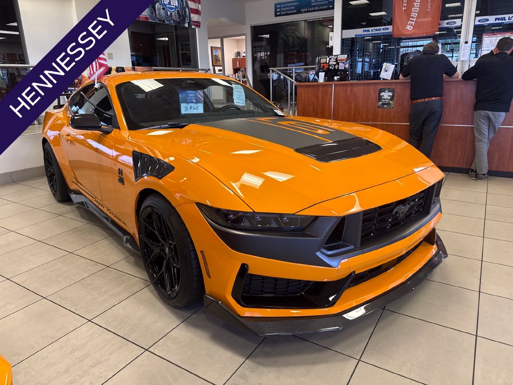 2026 Ford Mustang Dark Horse