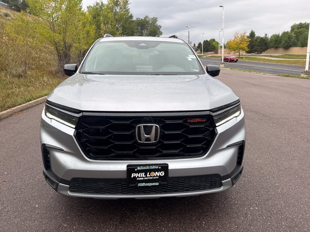 Certified 2025 Honda Pilot TrailSport SUV