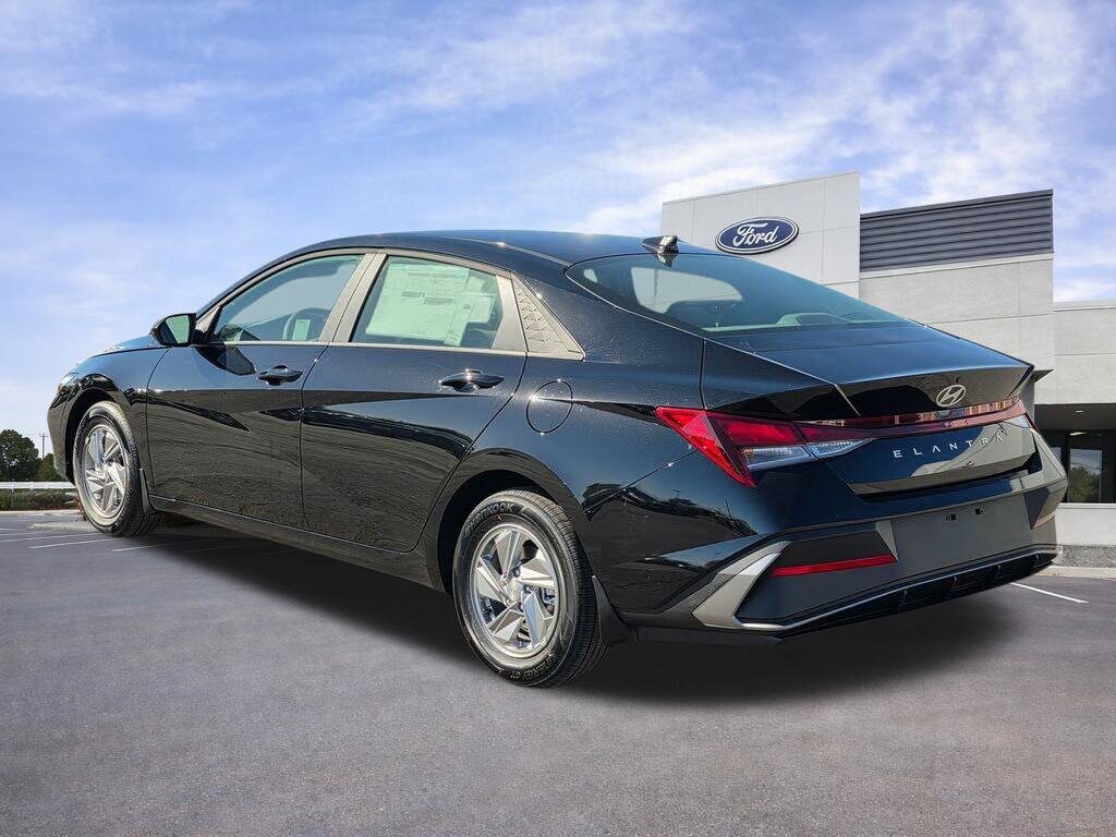 Certified 2026 Hyundai Elantra SE Sedan