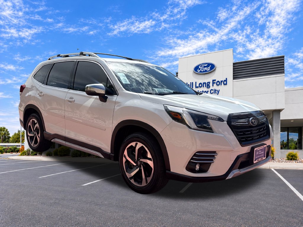 2023 Subaru Forester Touring