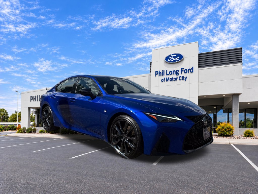 2025 Lexus IS
