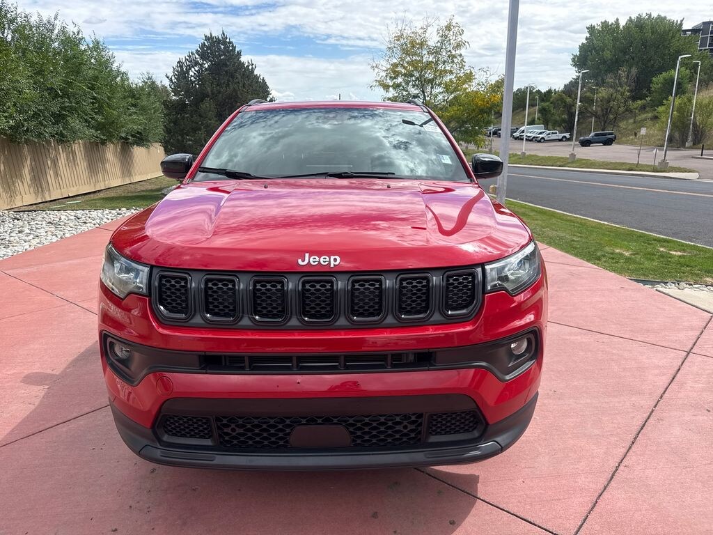 Used 2023 Jeep Compass Latitude SUV