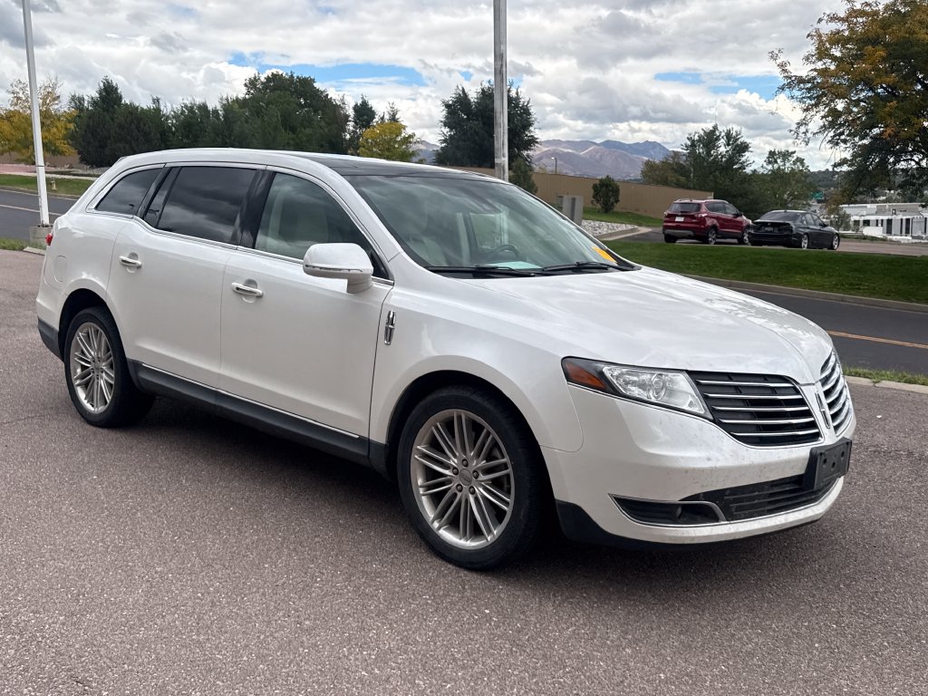 2017 Lincoln MKT