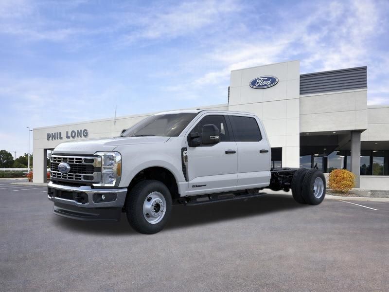 2026 Ford F-350 Super Duty Chassis Cab