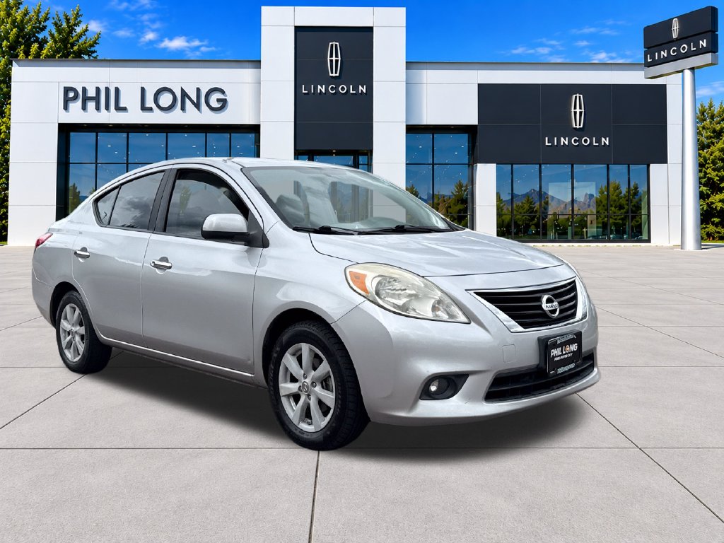 2012 Nissan Versa