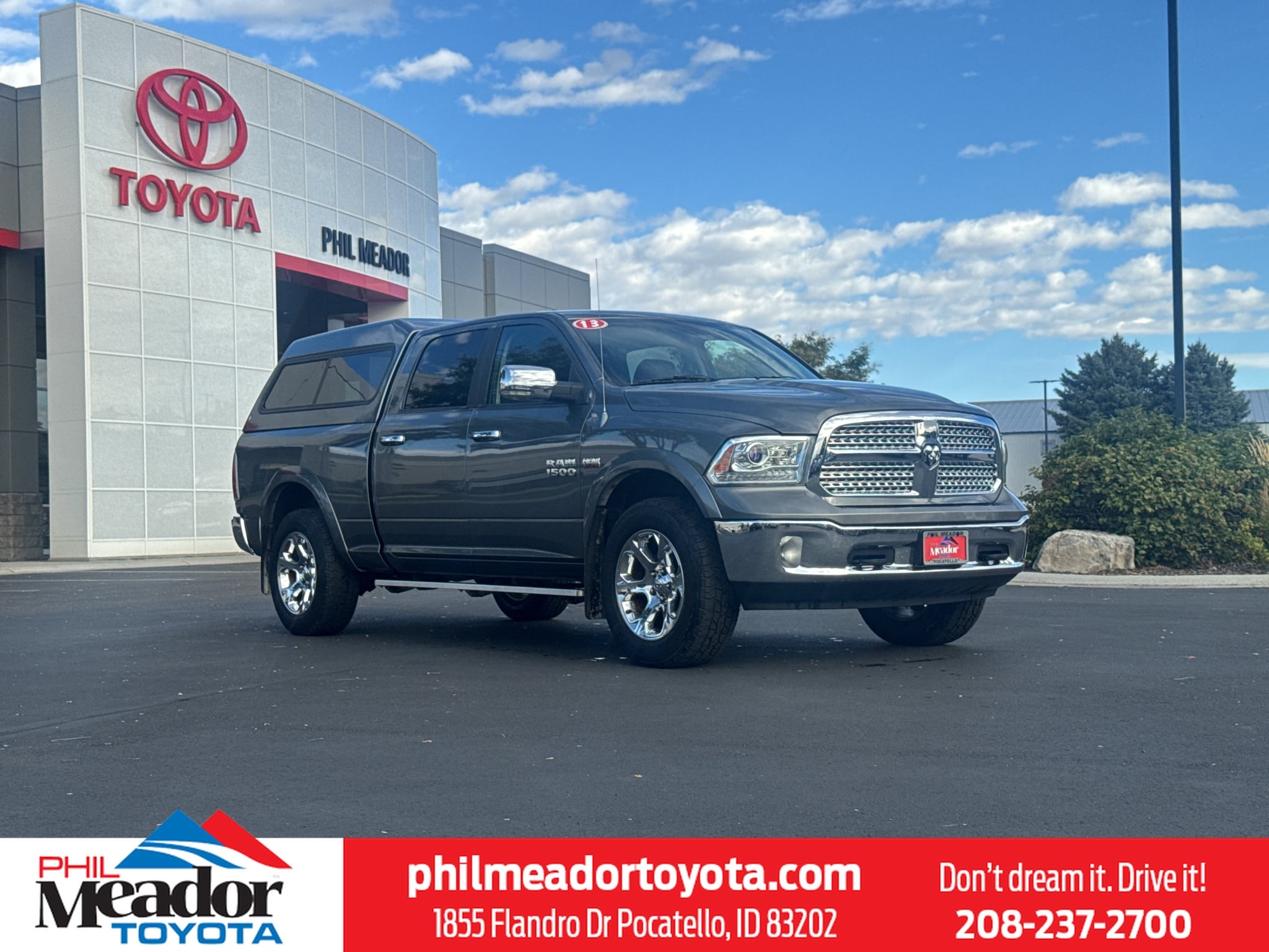 2013 RAM 1500 Pickup Laramie