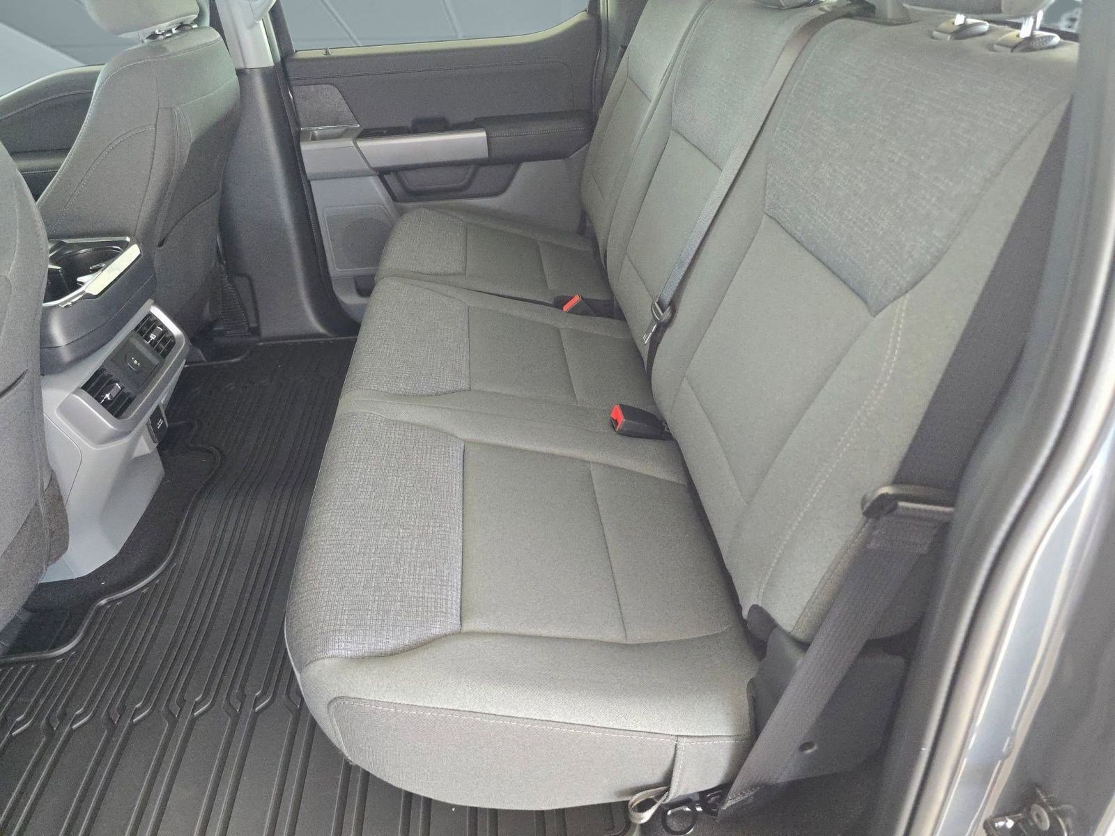 2026 Ford F-150 XLT - Photo 13