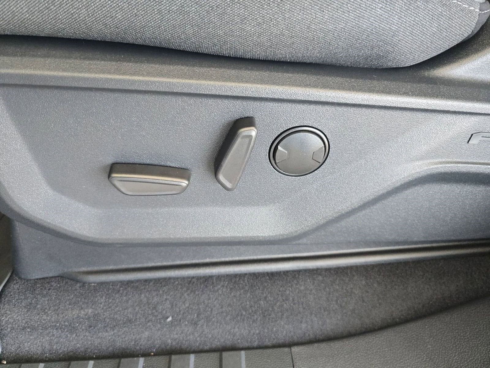 2026 Ford F-150 XLT - Photo 12