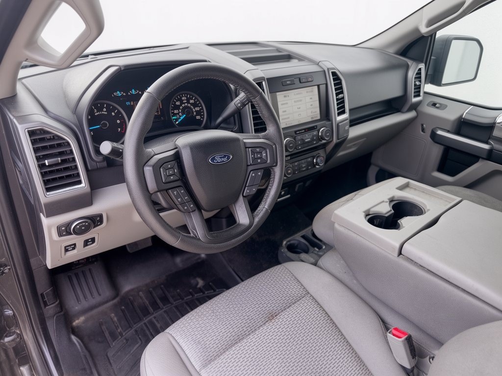 Used 2016 Ford F-150 XLT Truck SuperCrew Cab