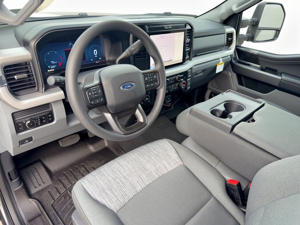 New 2026 Ford F-250 XLT Truck Crew Cab