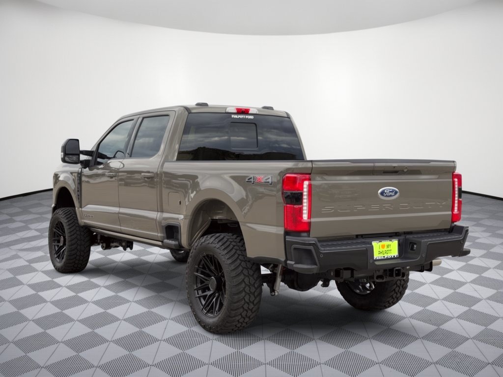 New 2026 Ford F-250 LARIAT Truck Crew Cab