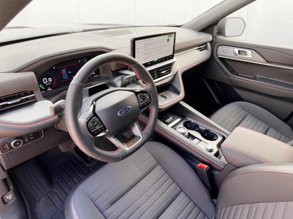 Used 2025 Ford Explorer ST-Line SUV