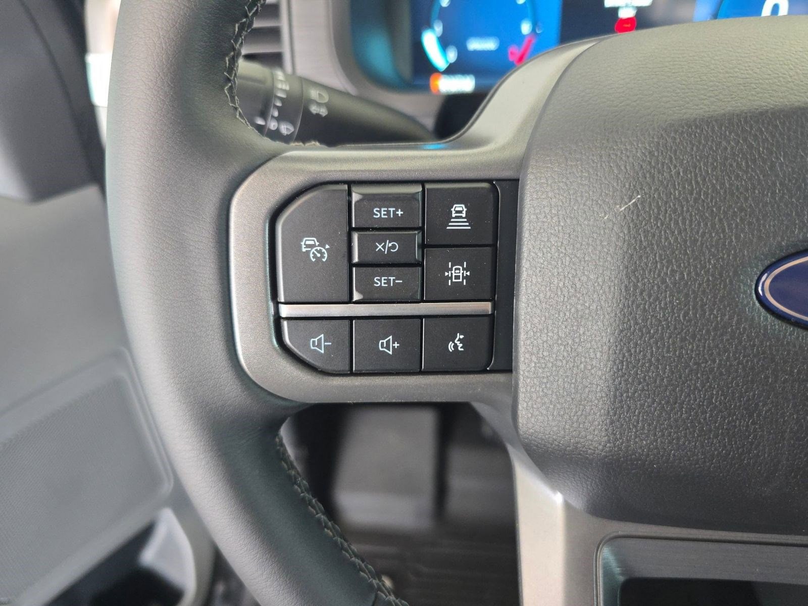 2026 Ford F-150 XLT - Photo 15