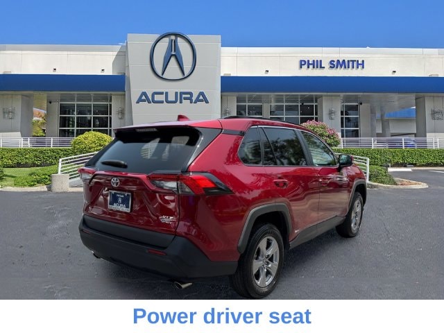 2025 Toyota RAV4 6